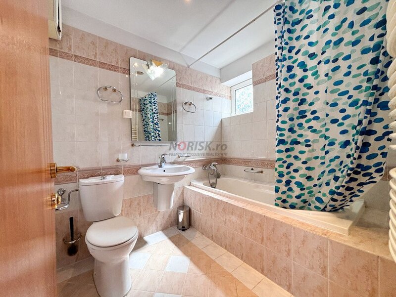 Apartament 3 Camere tip DUPLEX + Terasa Arcul de TRIUMF Bloc 2002